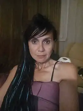Francenia_lolis live cam on StripChat
