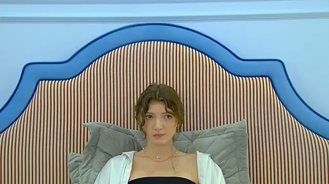 SophiaProve live cam on StripChat
