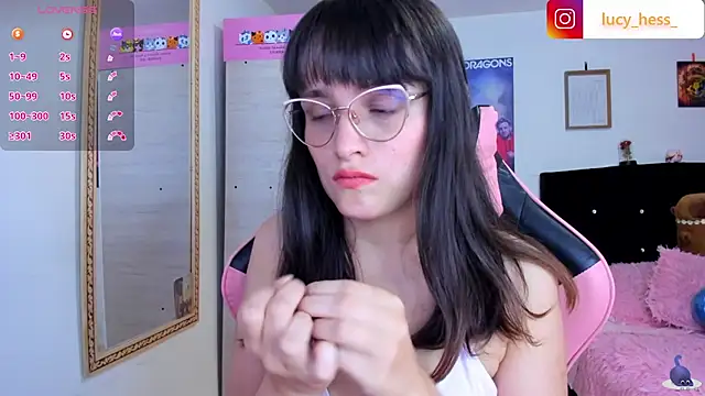 Lucyy-hess webcam