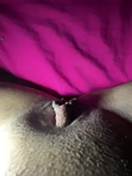 Analu34 live cam on StripChat