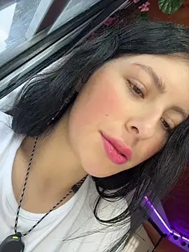 GiuliaBianchi live cam on StripChat