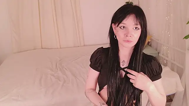 Silent_Musee live cam on StripChat