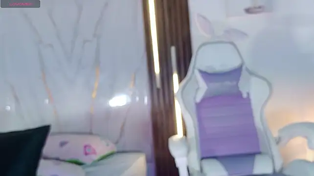 mia_099 webcam