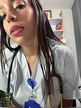 MiaCamille_ webcam
