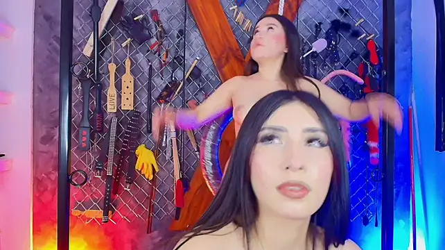 Mistress_lexi_bdsm live cam on StripChat