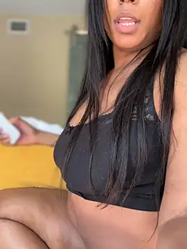 candyluxxxx (F young) - NAKED HORNY  MILF