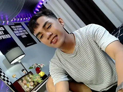 urhot_chany live cam on StripChat