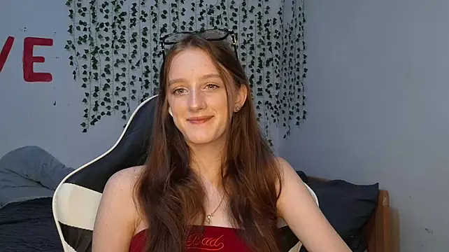 deletemelater webcam