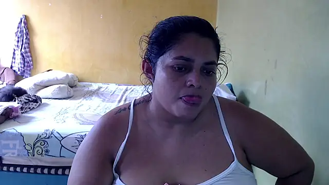 yulieth_bbw webcam