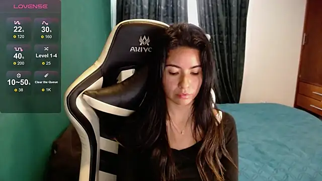 alice_middlee