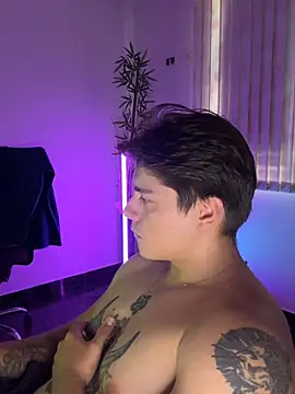 Giordano_Russo live cam on StripChat