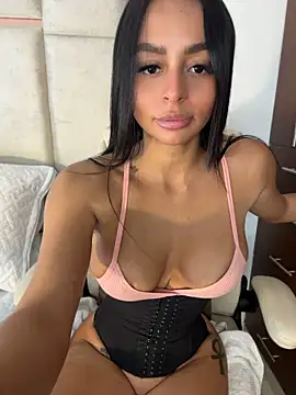 Alissssonferl_ live sex cam