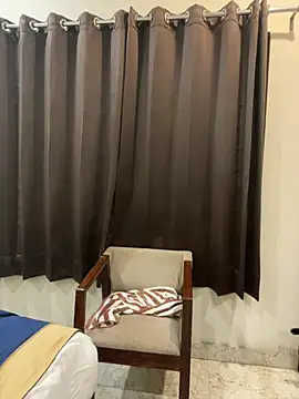Anshika_Arya live sex cam