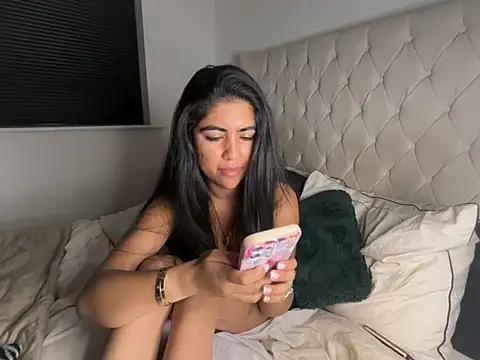jasminefoxx__ 😿 live chat