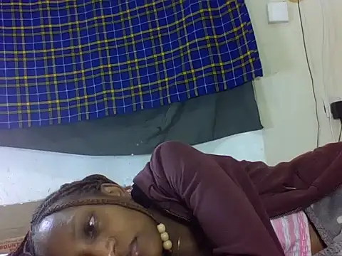 yummyqueenk live cam on StripChat