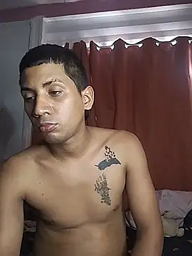 Master_Boy33 live cam on StripChat