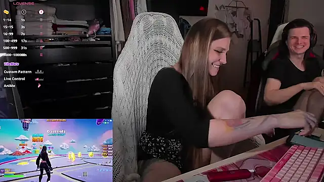 FuckinHotCouple1
