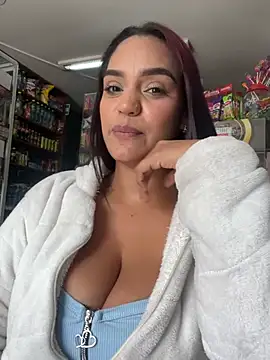 Sara-77 webcam