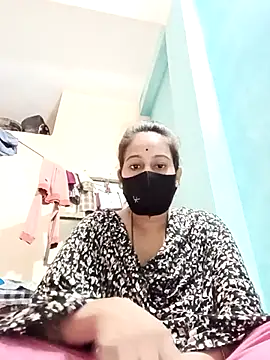 Sexi_roovi live cam on StripChat