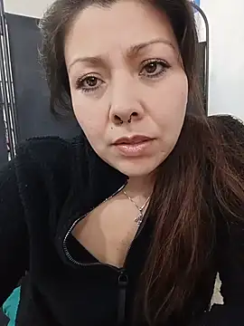 SARA_21- live cam on StripChat