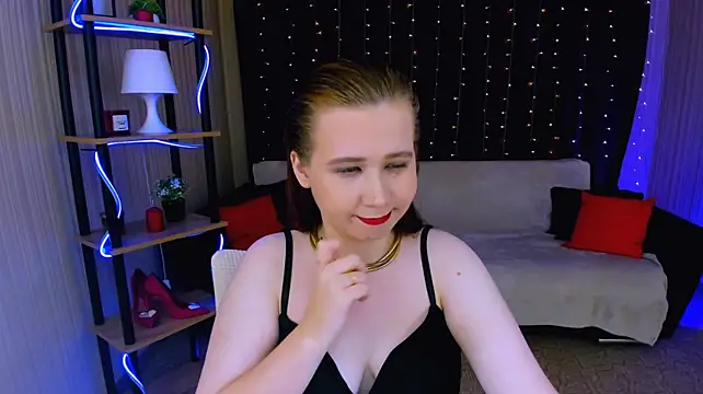 MooonlightSky live cam on StripChat