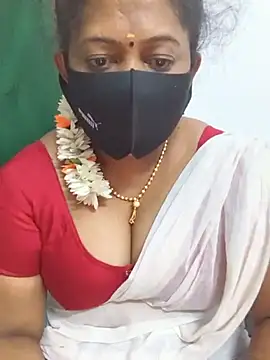 tamilrose143 live cam on StripChat