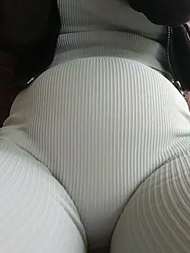 michelle_xxx69 live cam on StripChat