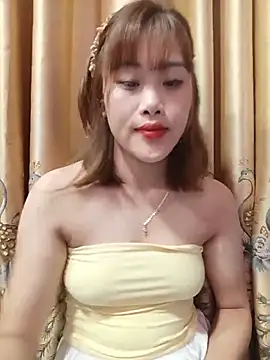 Lucky_lucky2k live cam on StripChat