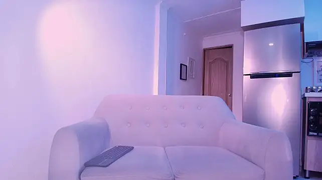 DannaHyde live cam on StripChat