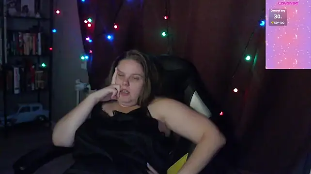 so_cute777 live cam on StripChat