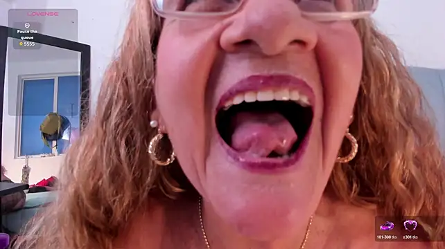 MatureHorny_70