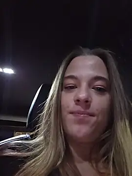 Luna_Lynn