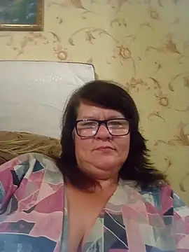 NysiOlsen live cam on StripChat