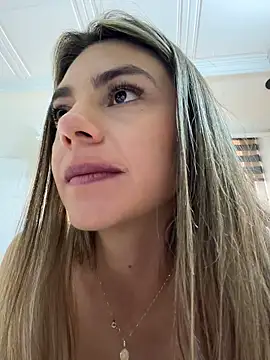alicee16 live webcam