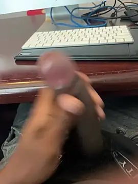 sexcboi69 live cam on StripChat