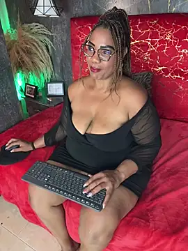 AranzalatinBlaks1 live cam on StripChat