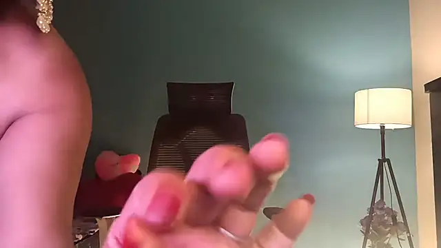 YourDesi_Laila_