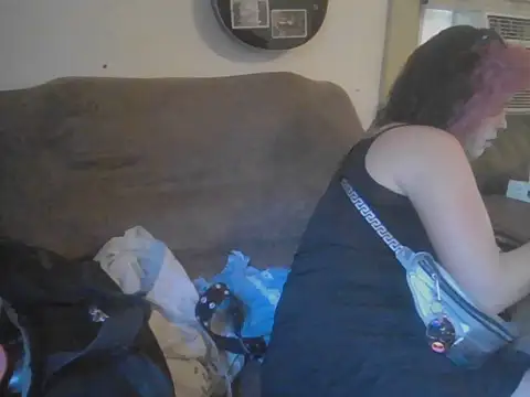 TWiSTYTheTwizted live cam on StripChat