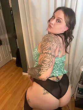 LunaOrchid live cam on StripChat