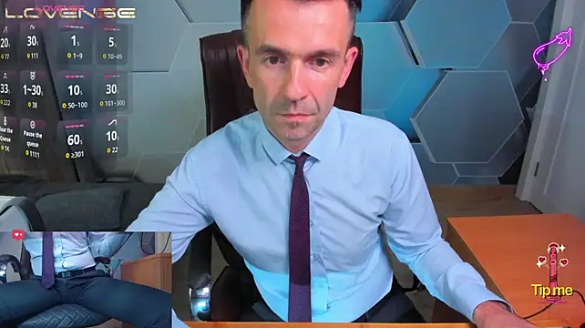 SteveTiger live cam on StripChat