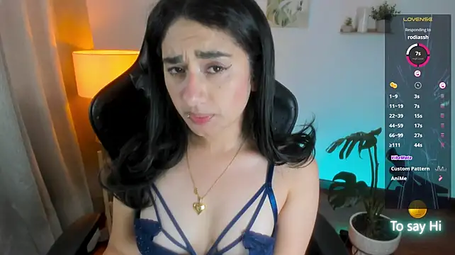 Anya_Volkov live cam on StripChat