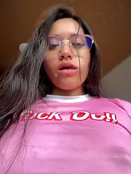 Veronica_Wins_ live cam on StripChat
