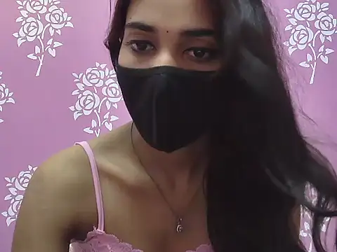 Shanaya_xo live cam on StripChat