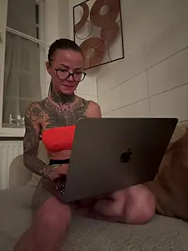SkinnyLilly