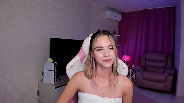 EllaCurtis live sex cam