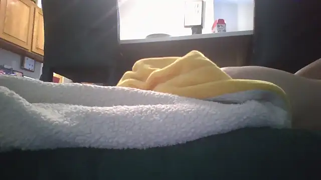 1uz7ga1y live cam on StripChat