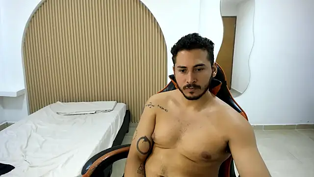 ashlan_king live cam on StripChat