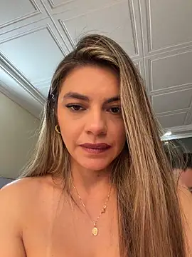 alicee16 live sex cam