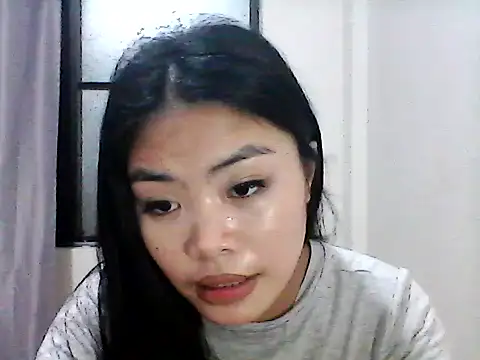 Yunnie_Chu live cam on StripChat