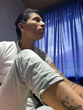 ImCrazzy live cam on StripChat